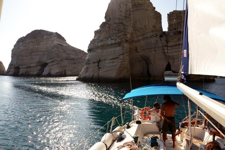 Going around Kleftiko with GINA