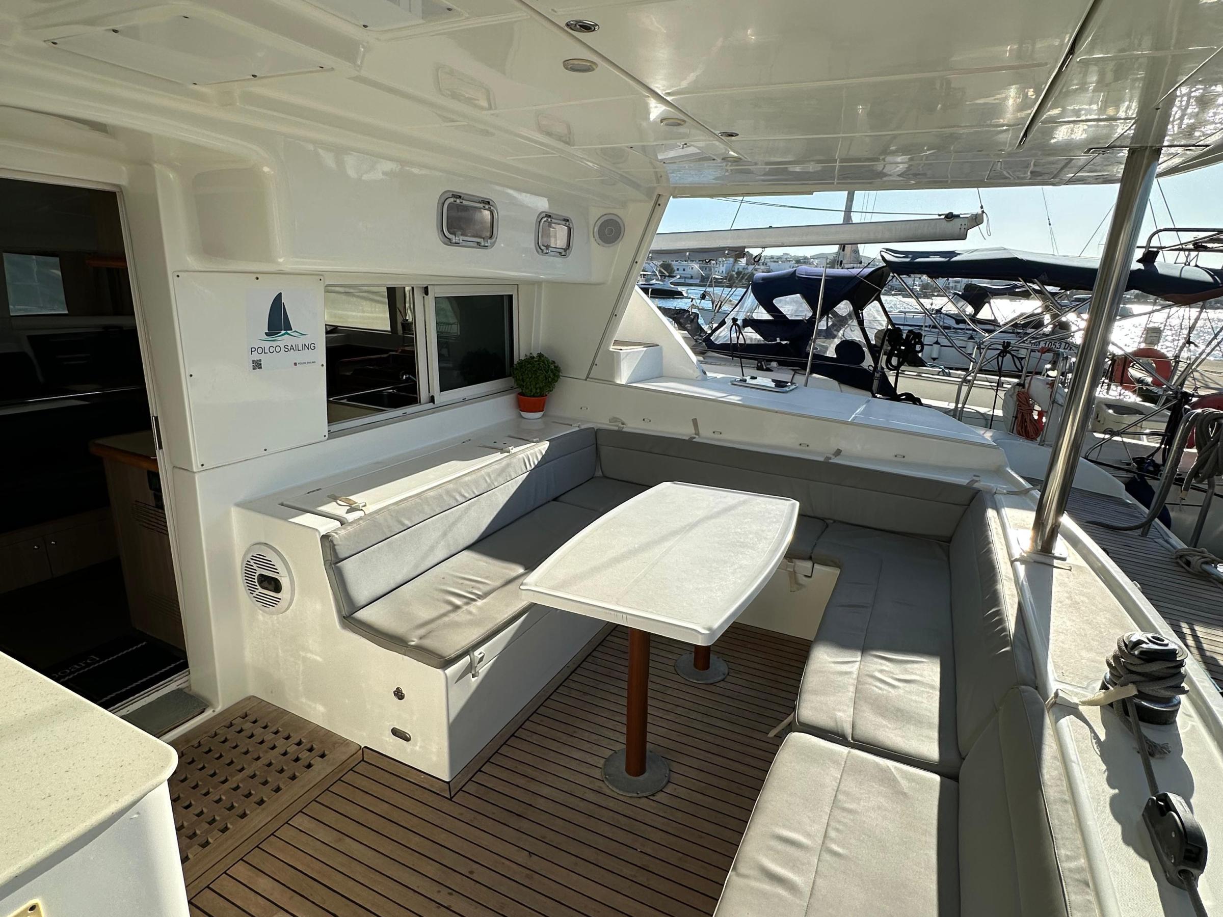 a boat sitting on top of a ramp